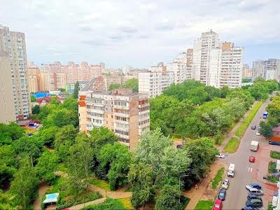 квартира за адресою Польова вул., 73