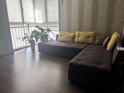квартира за адресою Київ, Драгоманова вул., 2-А