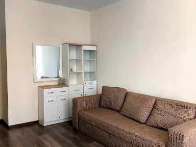 квартира за адресою Воскресенська вул., 18