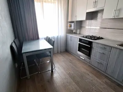 квартира за адресою Депутатська вул., 6