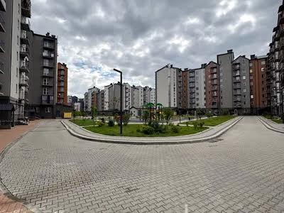 квартира по адресу Героїв Крут ул., 10