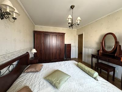 квартира за адресою Микільсько-Слобідська вул., 6а