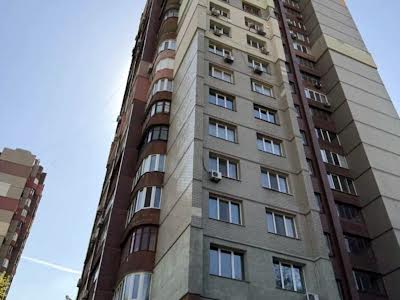 квартира за адресою Старонаводницька вул., 8