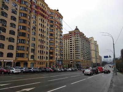 квартира по адресу Вячеслава Черновола ул., 25