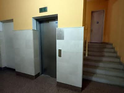 квартира за адресою Бутишів пров. (Андрія Іванова вул.), 13