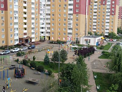 квартира за адресою Сергія Данченка вул., 3