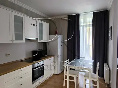 квартира за адресою Регенераторна вул., 4 к3