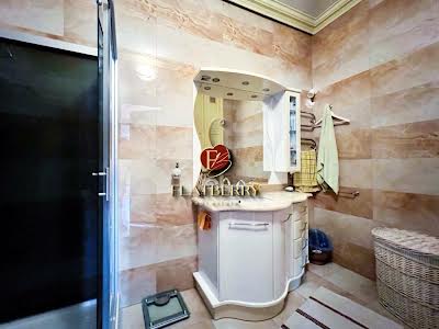 квартира за адресою Івана Мазепи вул. (Січневого Повстання), 3