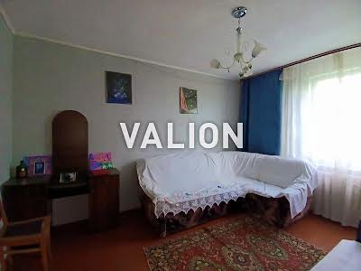 дом по адресу с. Погребы, Садова, 3