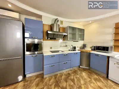 квартира за адресою Старонаводницька вул., 4-В