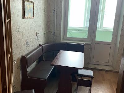 квартира за адресою Федора Ернста вул., 2