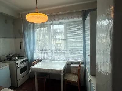 квартира по адресу Строителей ул., 6а