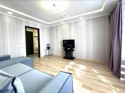 квартира за адресою Київ, Оболонська вул., 25