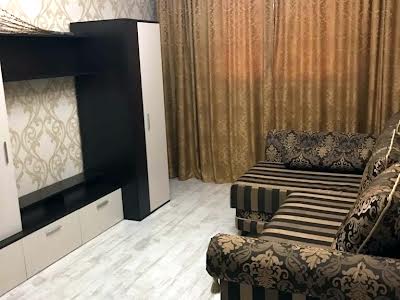 квартира за адресою пр. Петра Григоренко, 37