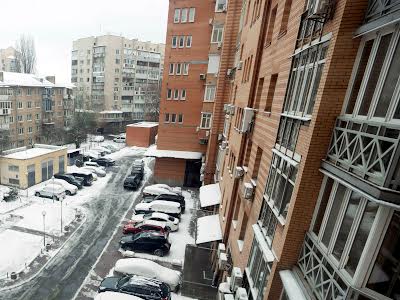 квартира за адресою Панаса Мирного вул., 16/13