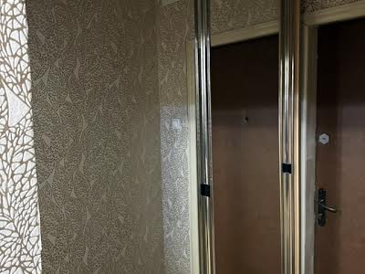 квартира за адресою Ревуцького вул., 18