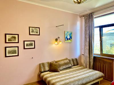 квартира по адресу Институтская ул., 19-А