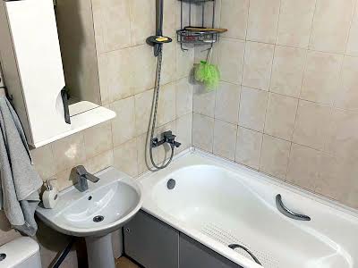 квартира за адресою Степана Рудницького вул. (Академіка Вільямса), 3/7