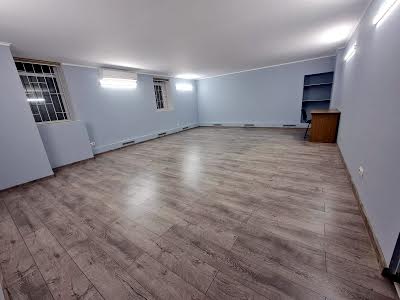 комерційна за адресою Панаса Мирного вул., 9б