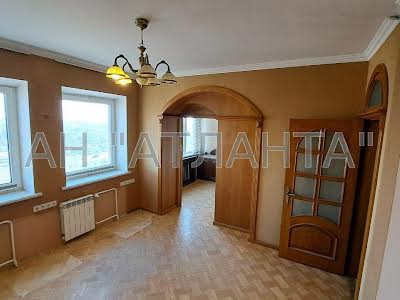 квартира за адресою Клінічна вул., 23/25