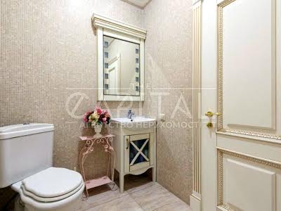 дом по адресу Столичное шоссе, 215