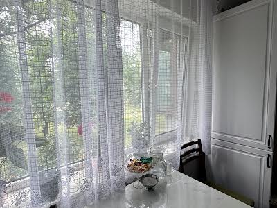 квартира за адресою Сулеймана Стальського вул., 6