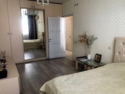 квартира по адресу Рональда Рейгана ул., 40