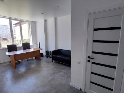 комерційна за адресою с. Софіївська борщагівка, Кошова вул., 104/21