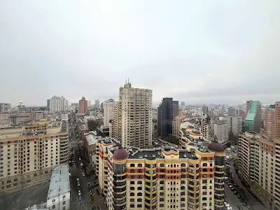 коммерческая по адресу Вячеслава Черновола ул., 20