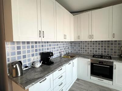 квартира за адресою Практична вул., 3