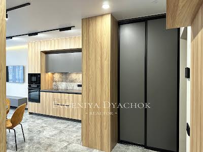 квартира за адресою Київ, Генерала Грекова вул., 4