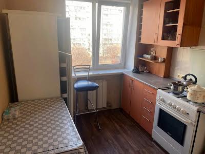 квартира за адресою Холодногірська вул. (Єлізарова), 7