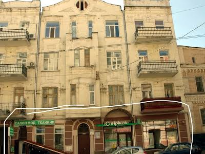 комерційна за адресою Дмитрівська вул., 37а