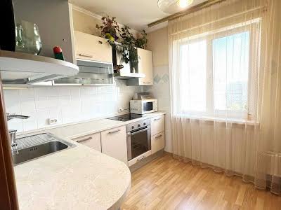 квартира за адресою Академіка Заболотного вул., 108