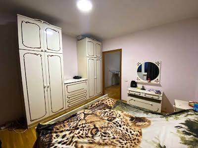 комната по адресу Драгоманова ул., 23-А