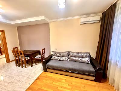 квартира за адресою Дегтярівська вул., 25к1