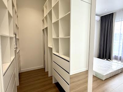 квартира по адресу с. Подгорцы, паркова, 11