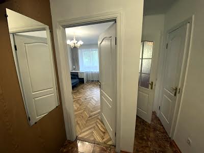 квартира за адресою Сергія Набоки пл., 4