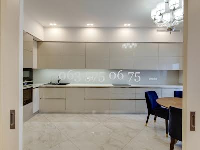 квартира по адресу Институтская ул., 18А