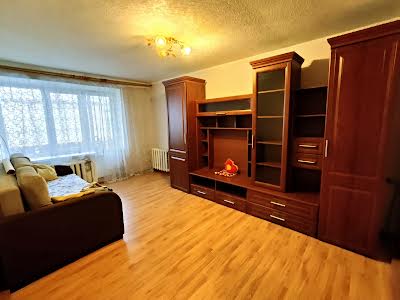 квартира за адресою смт. Немішаєве, Технікумівська, 21