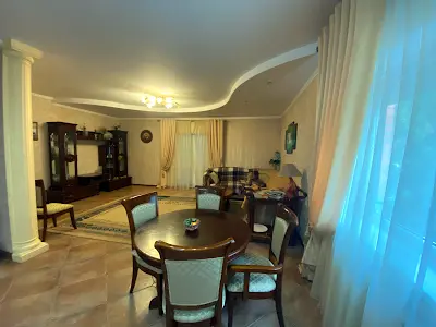 дом по адресу Садова