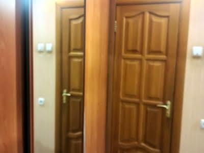 квартира за адресою Райдужна вул., 37