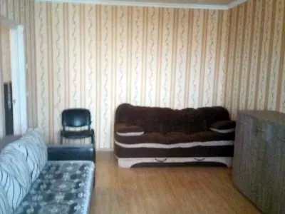 квартира за адресою Ревуцького вул., 18-А