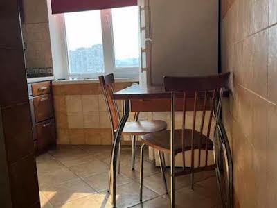 квартира за адресою Дарницький бульв., 7