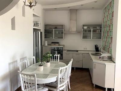 квартира за адресою Святослава Хороброго вул., 7