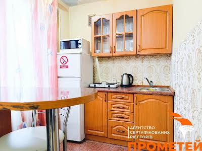 квартира за адресою Миколи Міхновського бульв. (Дружби Народів), 25