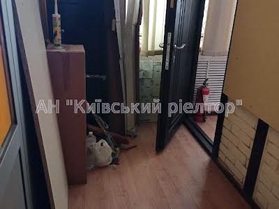 комерційна за адресою Соборності просп. (Возз'єднання), 7А