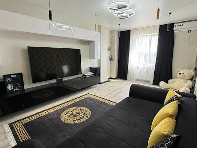 квартира за адресою Гранітна вул., 1