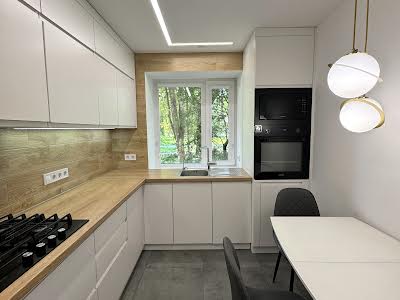 квартира за адресою Стрийська вул., 75