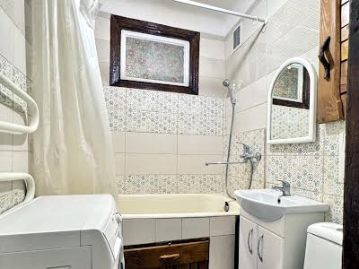 квартира по адресу Василя Вишиваного ул. (Олеко Дундича), 2